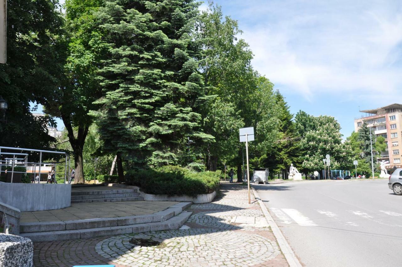 Къща За Гости Ирис Kjustendil Exterior foto